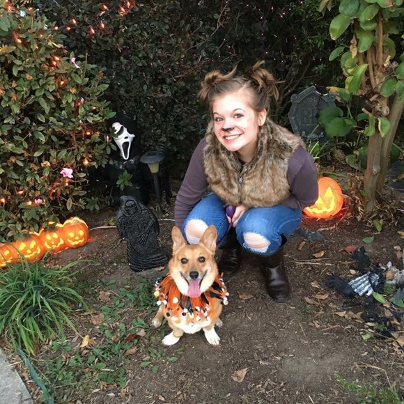 Meet your Posher, Hannah - Picture 4 of 8